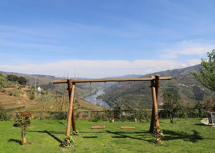 Casa Vale Do Douro B&B